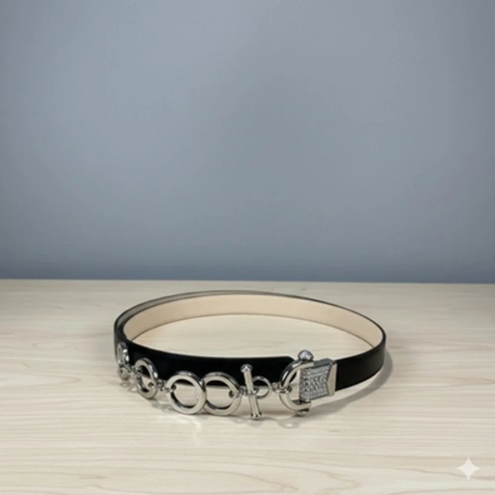 Lake Short‎ Drive Belt Womens L/XL Black Leather Silver Tone Chain Toggle Bit